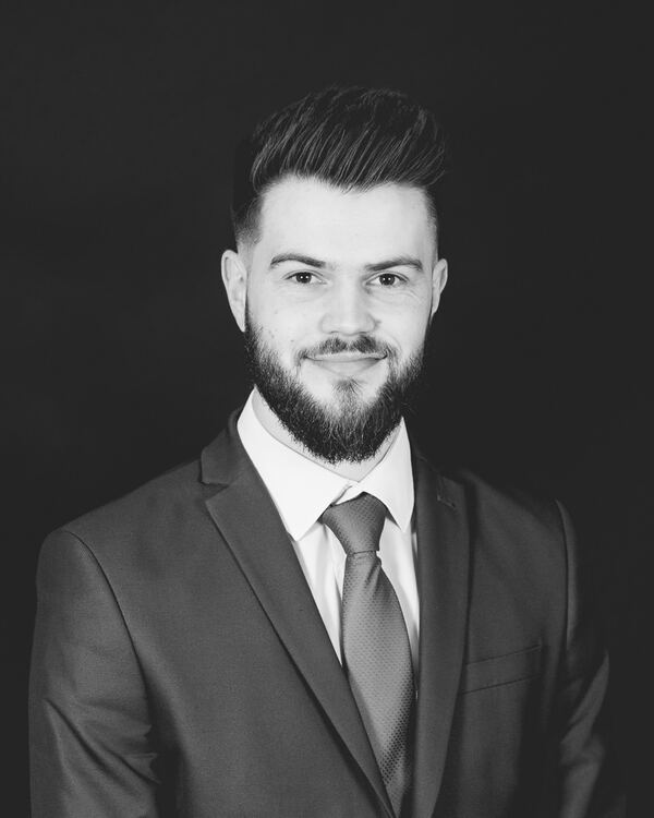 Corporate headshot by Evagoras Mandrides, Enfield