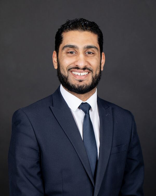 Corporate headshot by Evagoras Mandrides, Enfield