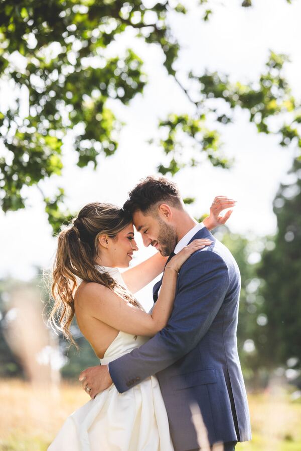 Wedding photograph by Evagoras Mandrides, wedding photographer in North London